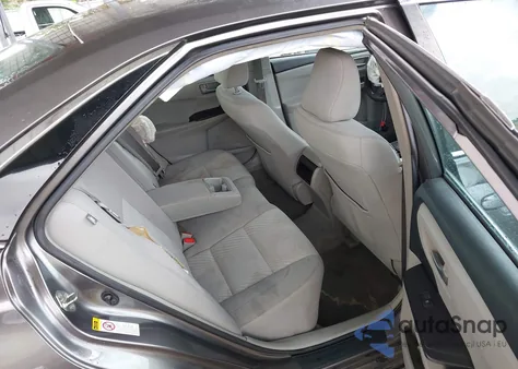 2017 Toyota Camry Le z USA, uszkodzony, nr VIN 4T1BF1FK7HU648585